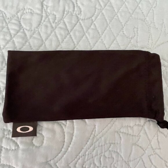 Oakley Sunglass Pouch Bag - Picture 1 of 3
